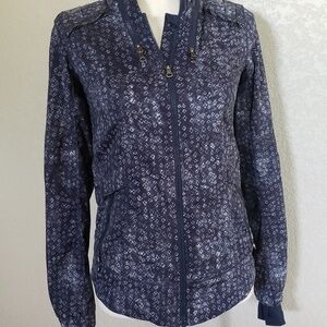 Lululemon jacket with hideaway hoodie